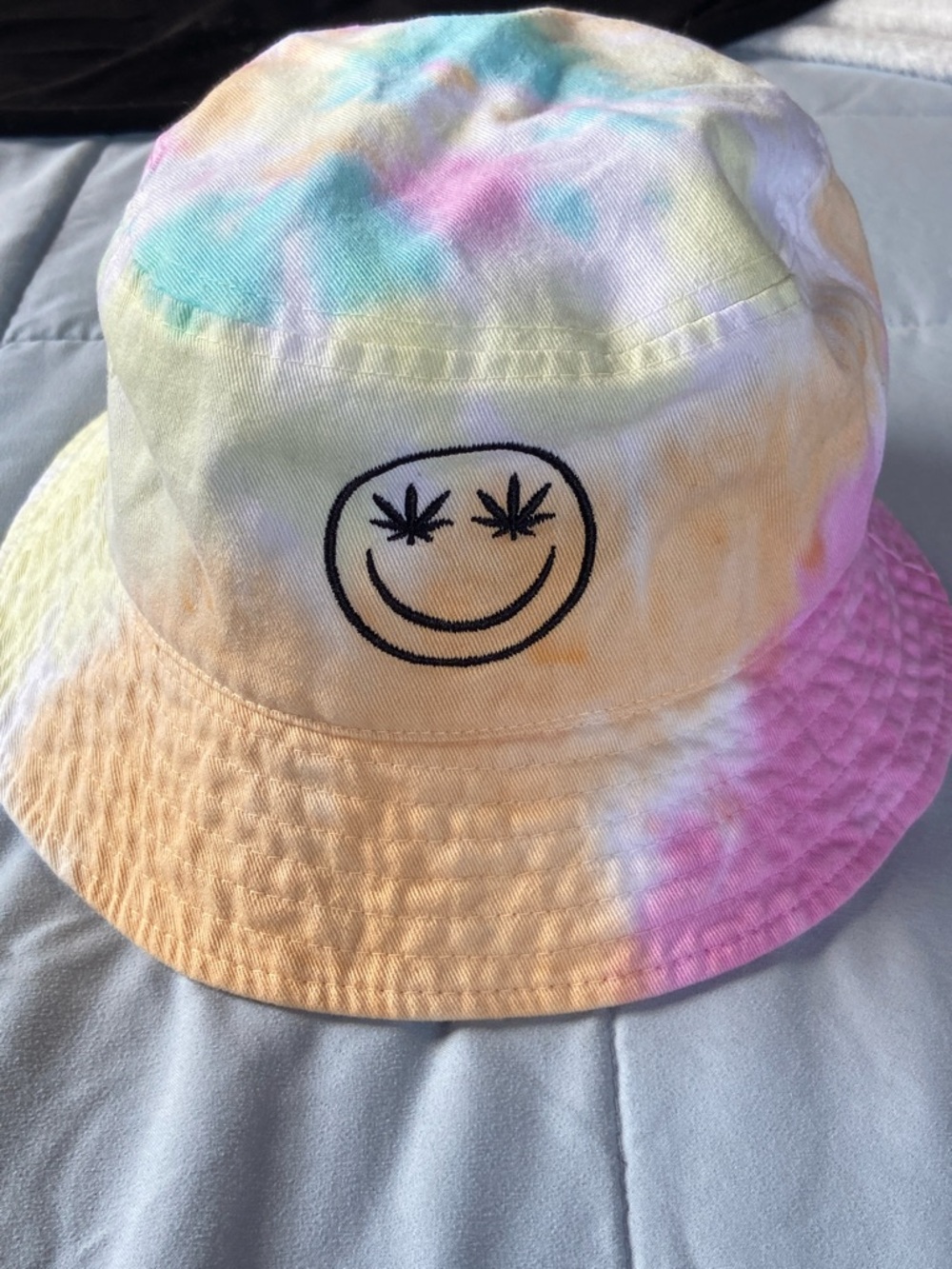 Tie-Dye Smiley THC Eye Bucket Hat - Multicolor